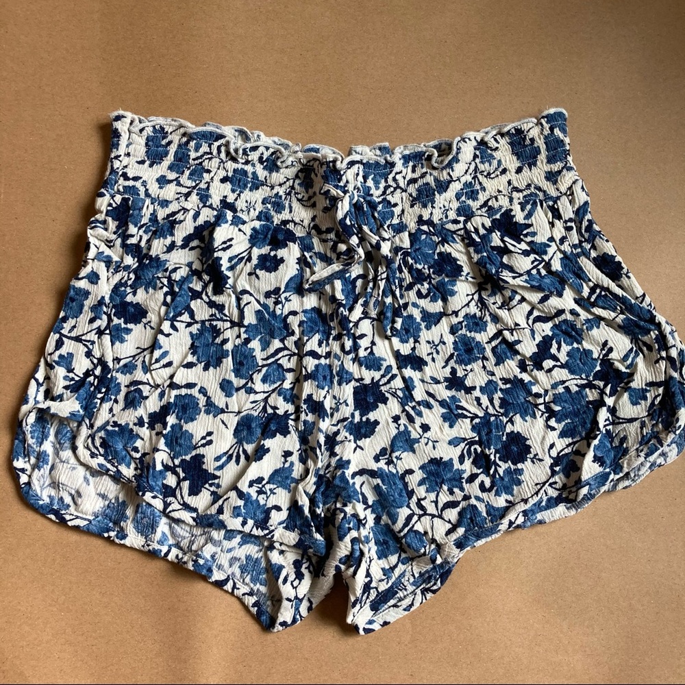 Floral soft shorts